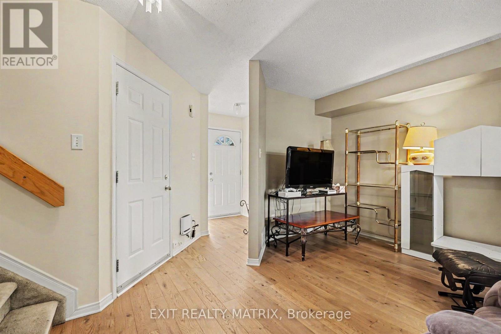 2209 Saturn Crescent, Ottawa, Ontario  K4A 3T6 - Photo 7 - X13236288