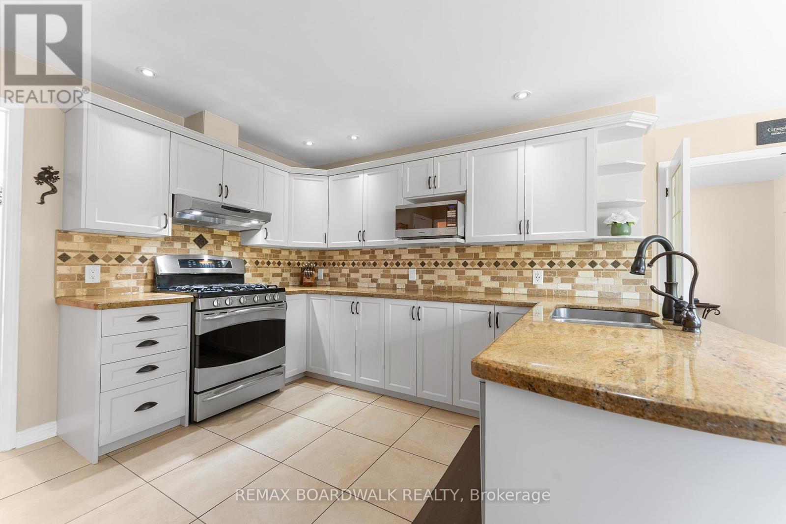 14 Panandrick View Drive, Ottawa, Ontario  K2W 1A5 - Photo 14 - X13236308