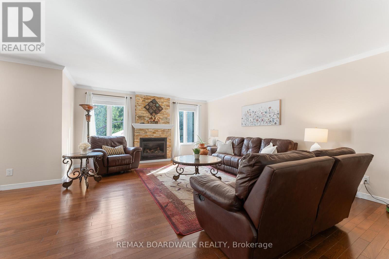 14 Panandrick View Drive, Ottawa, Ontario  K2W 1A5 - Photo 7 - X13236308