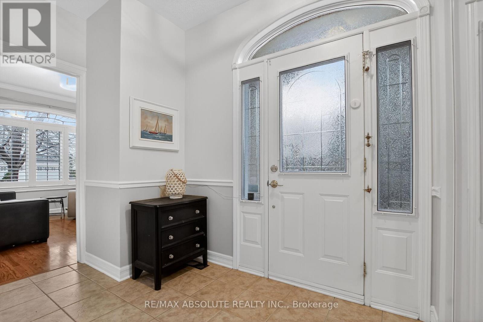 19 Goldora Private, Ottawa, Ontario  K2T 1K8 - Photo 2 - X13236362