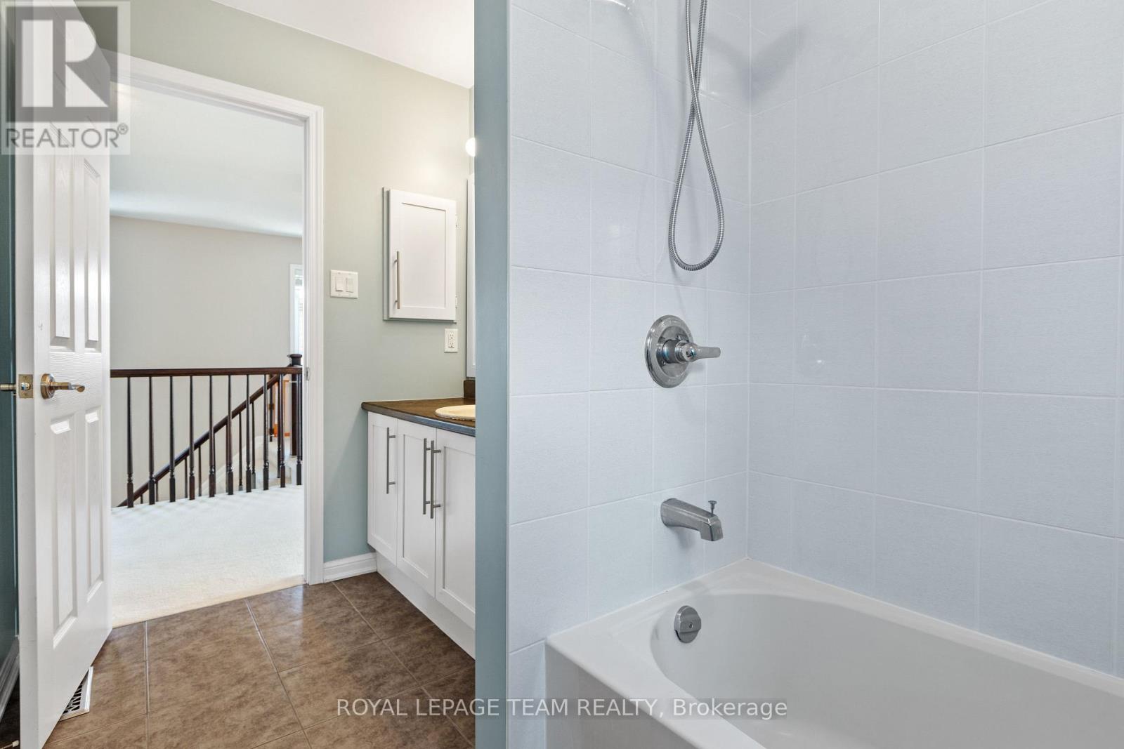 212 Huntsville Drive, Ottawa, Ontario  K2T 0C6 - Photo 16 - X13236466
