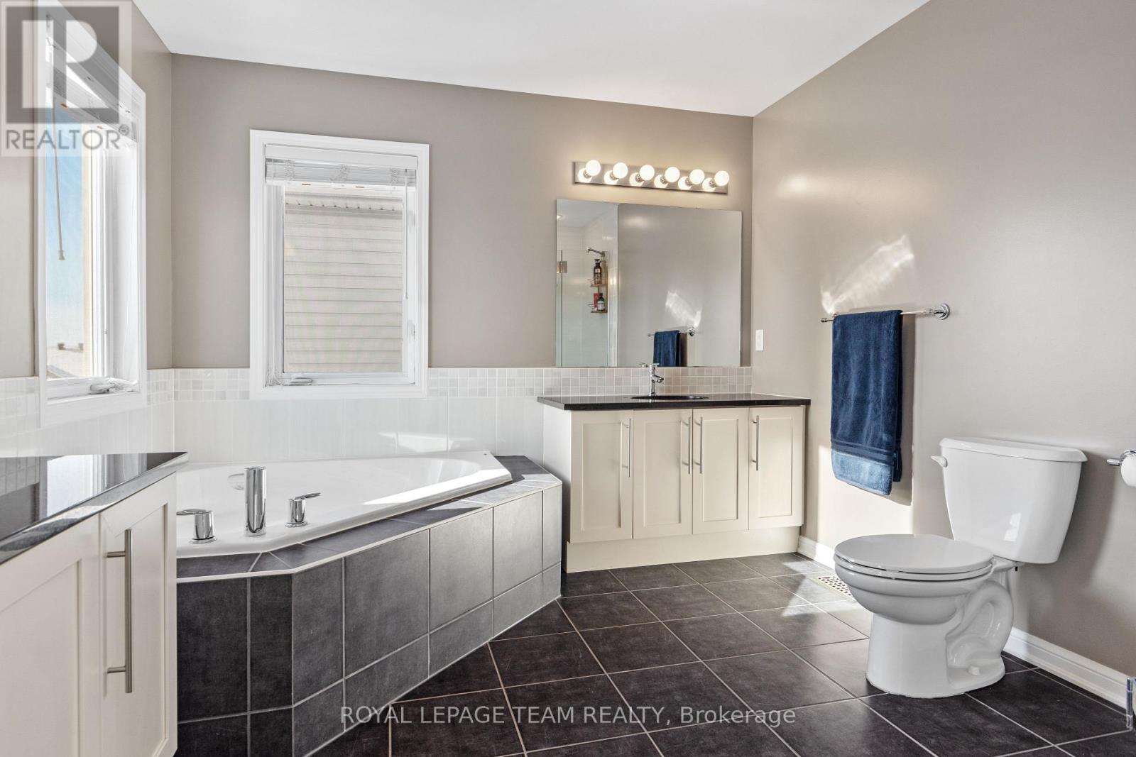 212 Huntsville Drive, Ottawa, Ontario  K2T 0C6 - Photo 27 - X13236466