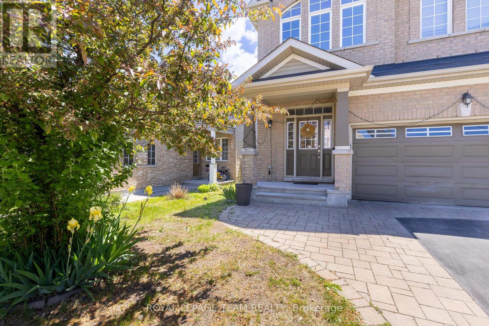 212 Huntsville Drive, Ottawa, Ontario  K2T 0C6 - Photo 3 - X13236466