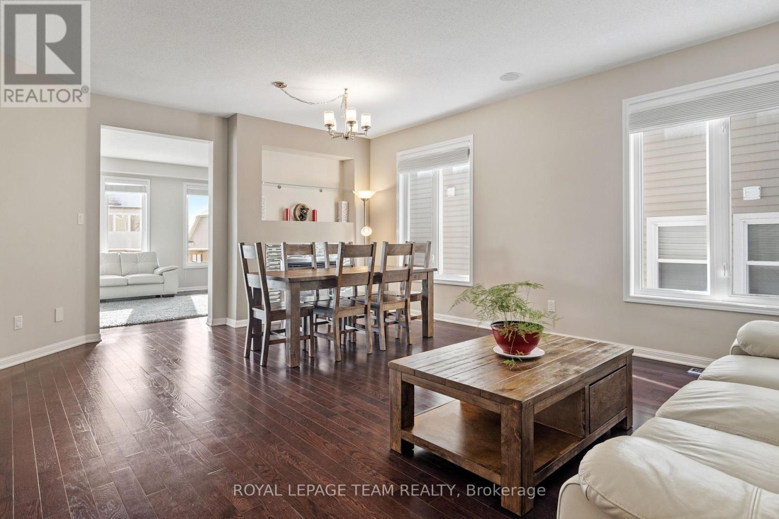 212 Huntsville Drive, Ottawa, Ontario  K2T 0C6 - Photo 7 - X13236466