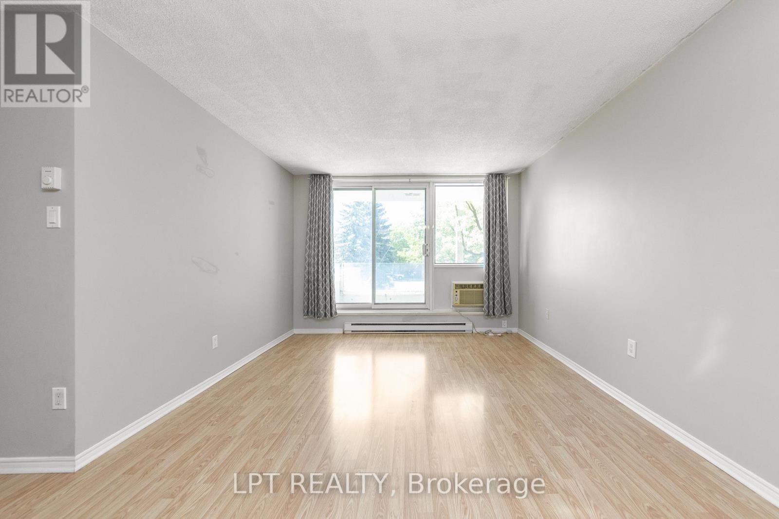 206 - 1177 Belanger Avenue, Ottawa, Ontario  K1H 8N7 - Photo 12 - X13236498