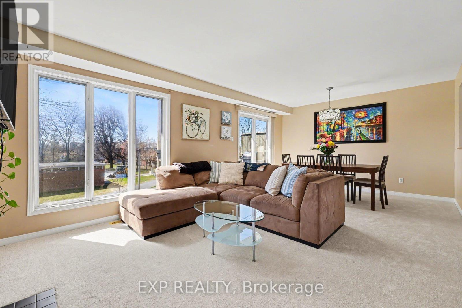 8 Barnaby Private, Ottawa, Ontario  K1K 4S4 - Photo 11 - X13236572