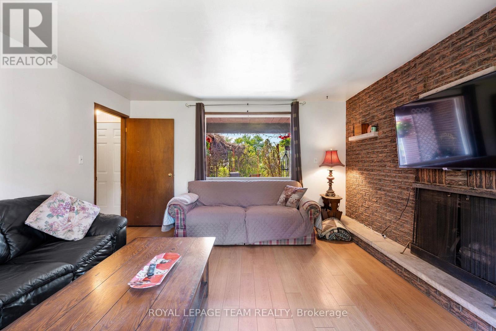 5687 Cherry Street, South Dundas, Ontario  K0C 1X0 - Photo 8 - X13236656