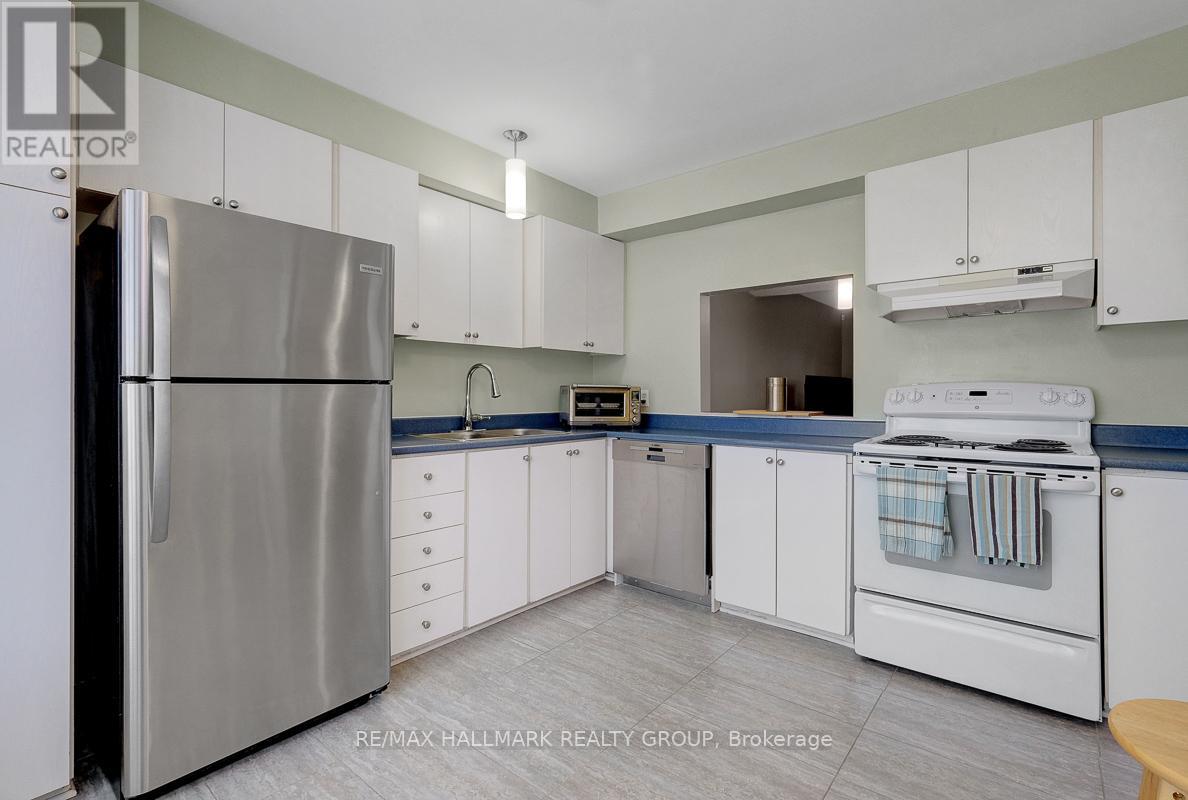 10 Greenbank Road, Ottawa, Ontario  K2H 5T9 - Photo 18 - X13236870