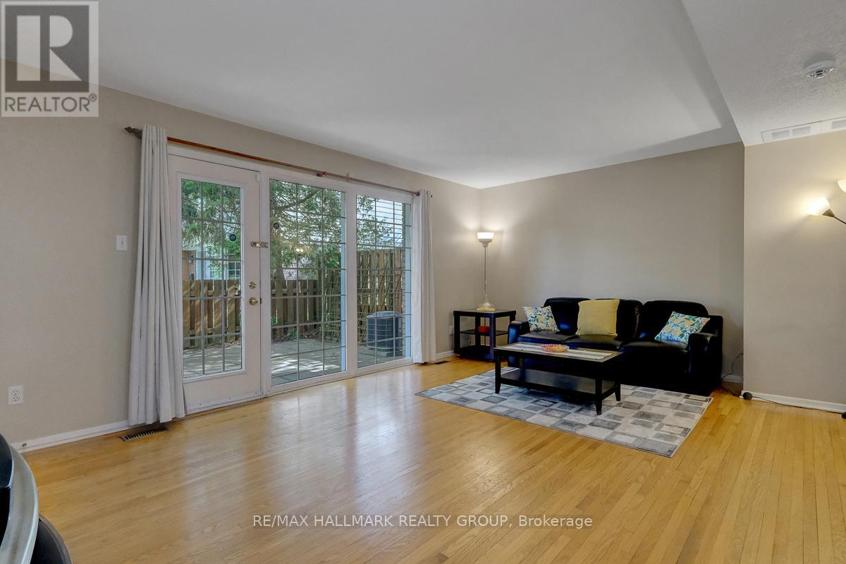 10 Greenbank Road, Ottawa, Ontario  K2H 5T9 - Photo 8 - X13236870