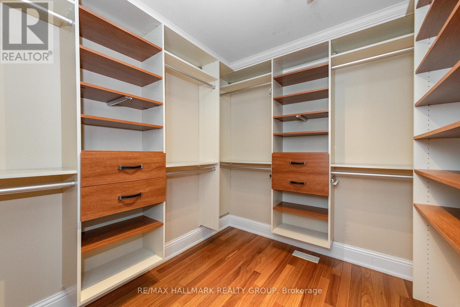 5800 Queenscourt Crescent, Ottawa, Ontario  K4M 1K3 - Photo 25 - X13237098