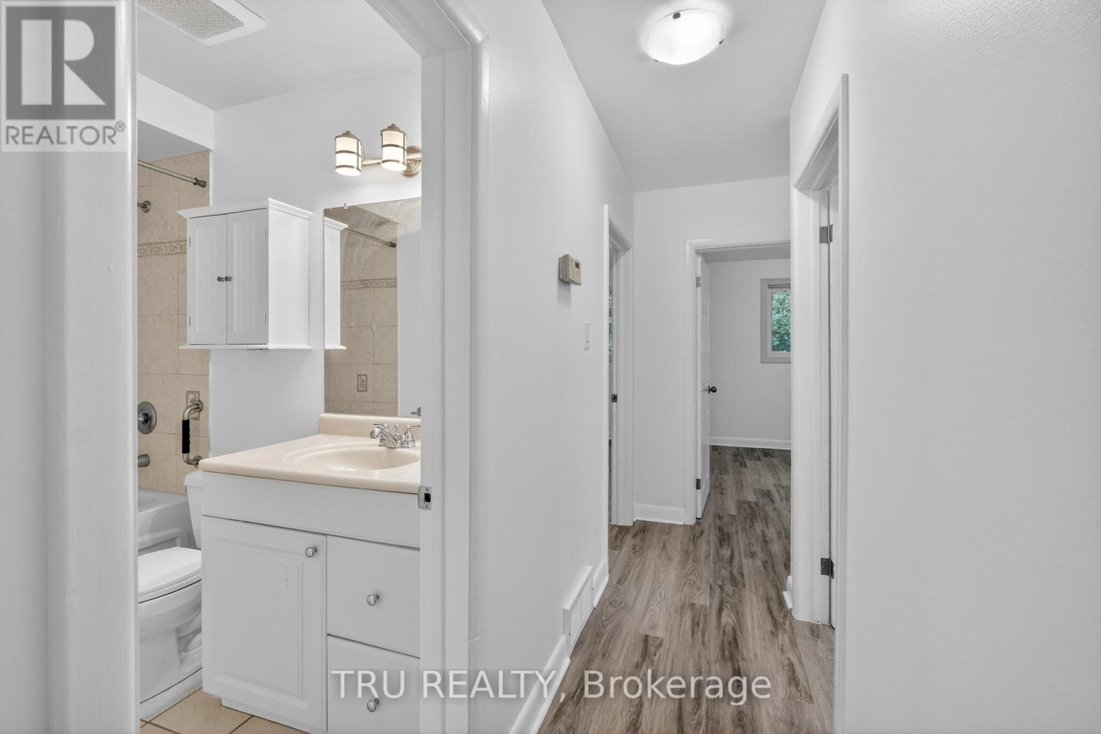 A - 1889 Russell Road, Ottawa, Ontario  K1G 0N1 - Photo 11 - X13237584