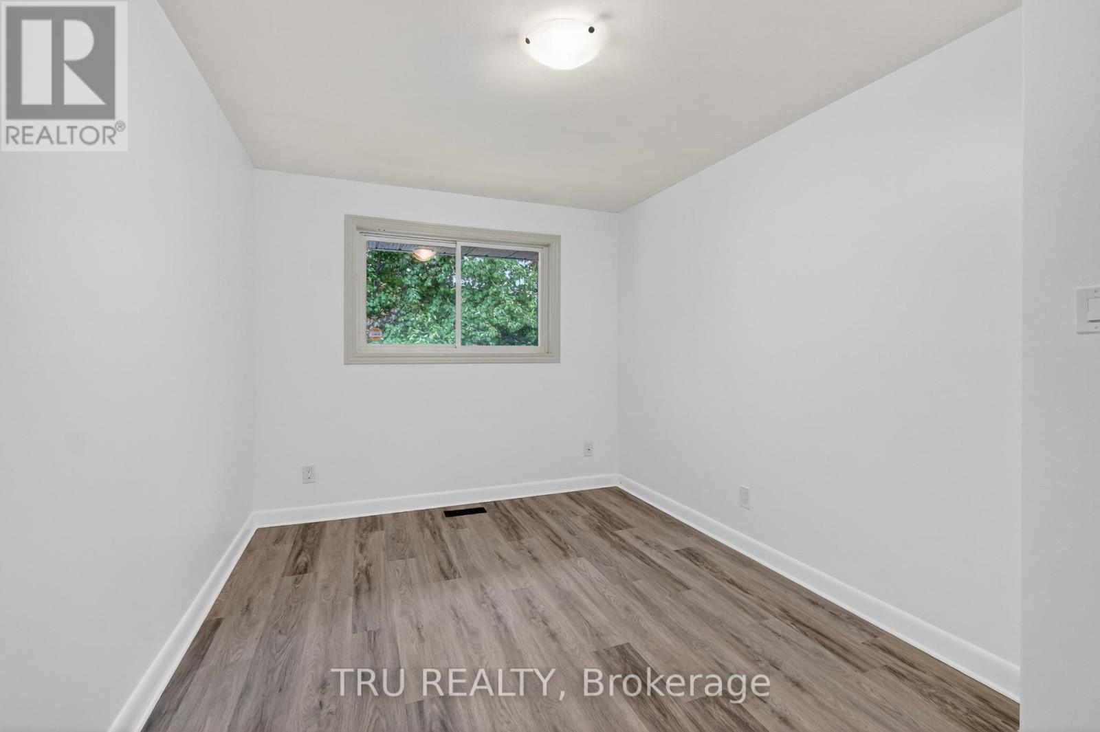 A - 1889 Russell Road, Ottawa, Ontario  K1G 0N1 - Photo 14 - X13237584