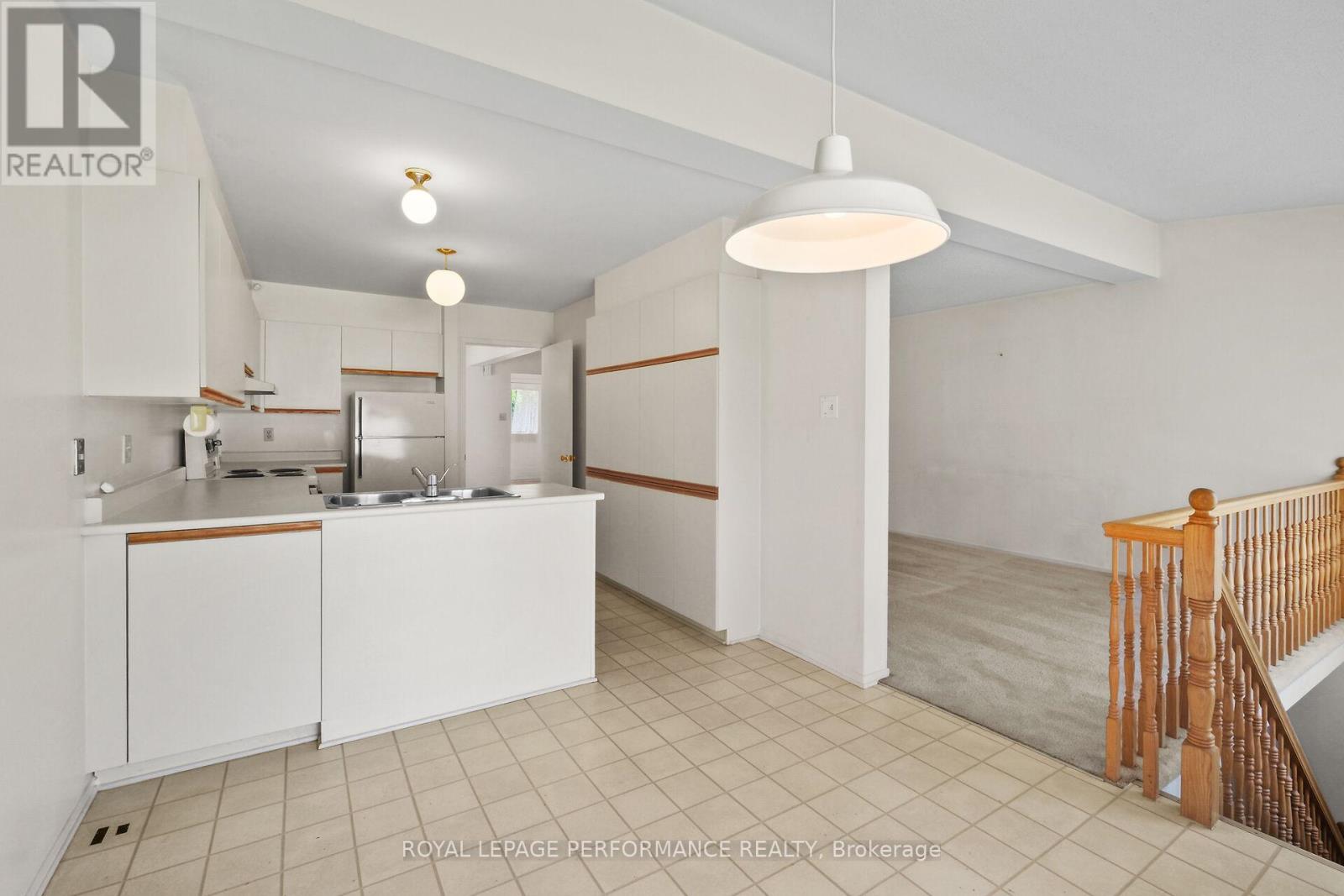 9 Saddle Crescent, Ottawa, Ontario  K1G 5L4 - Photo 10 - X13237668
