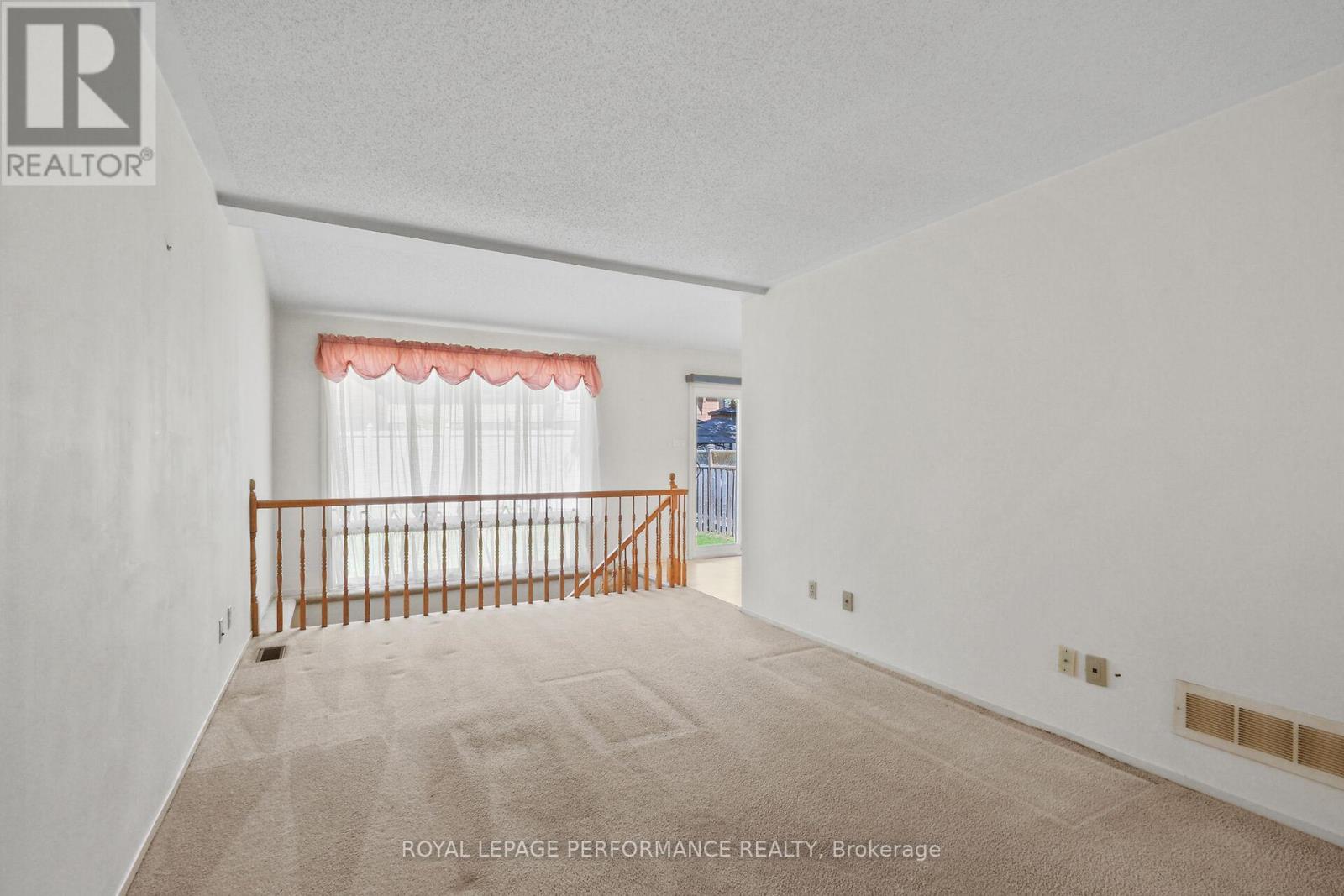9 Saddle Crescent, Ottawa, Ontario  K1G 5L4 - Photo 7 - X13237668
