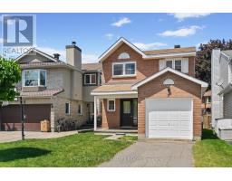 9 SADDLE CRESCENT, Ottawa, Ontario