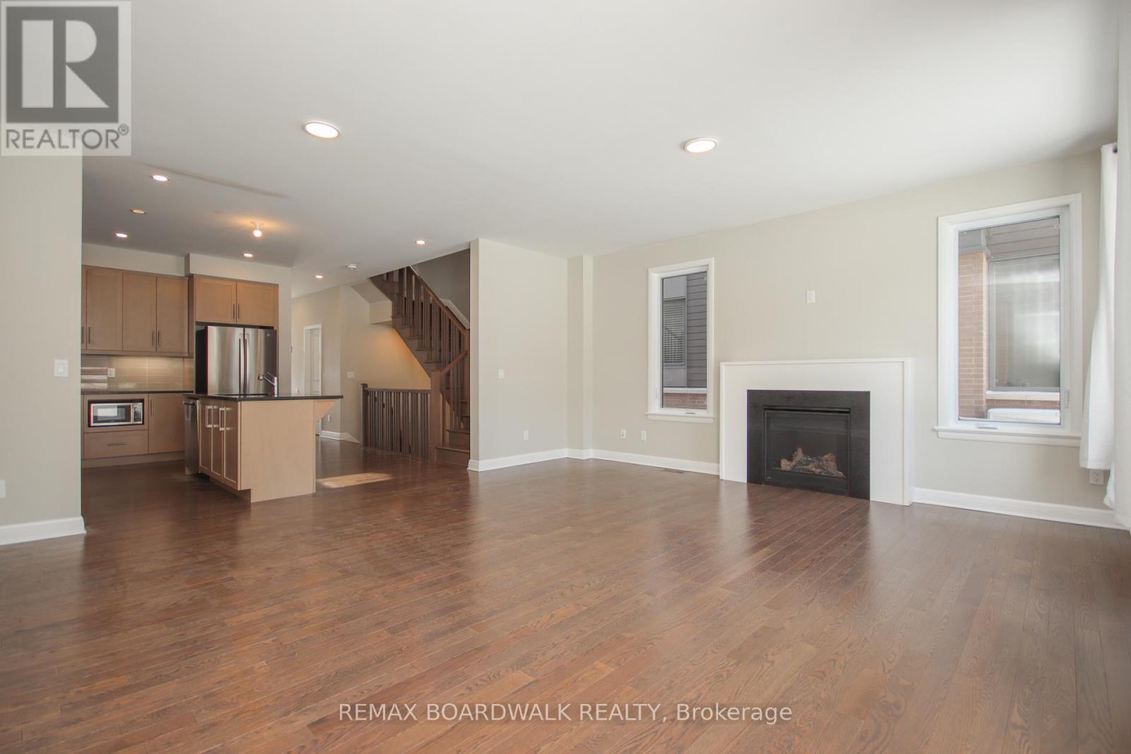 74 Michael Stoqua Street, Ottawa, Ontario  K1K 5A2 - Photo 10 - X13237826