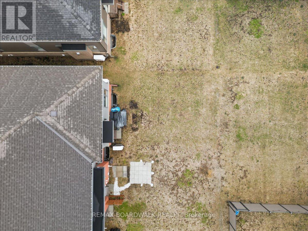 74 Michael Stoqua Street, Ottawa, Ontario  K1K 5A2 - Photo 31 - X13237826
