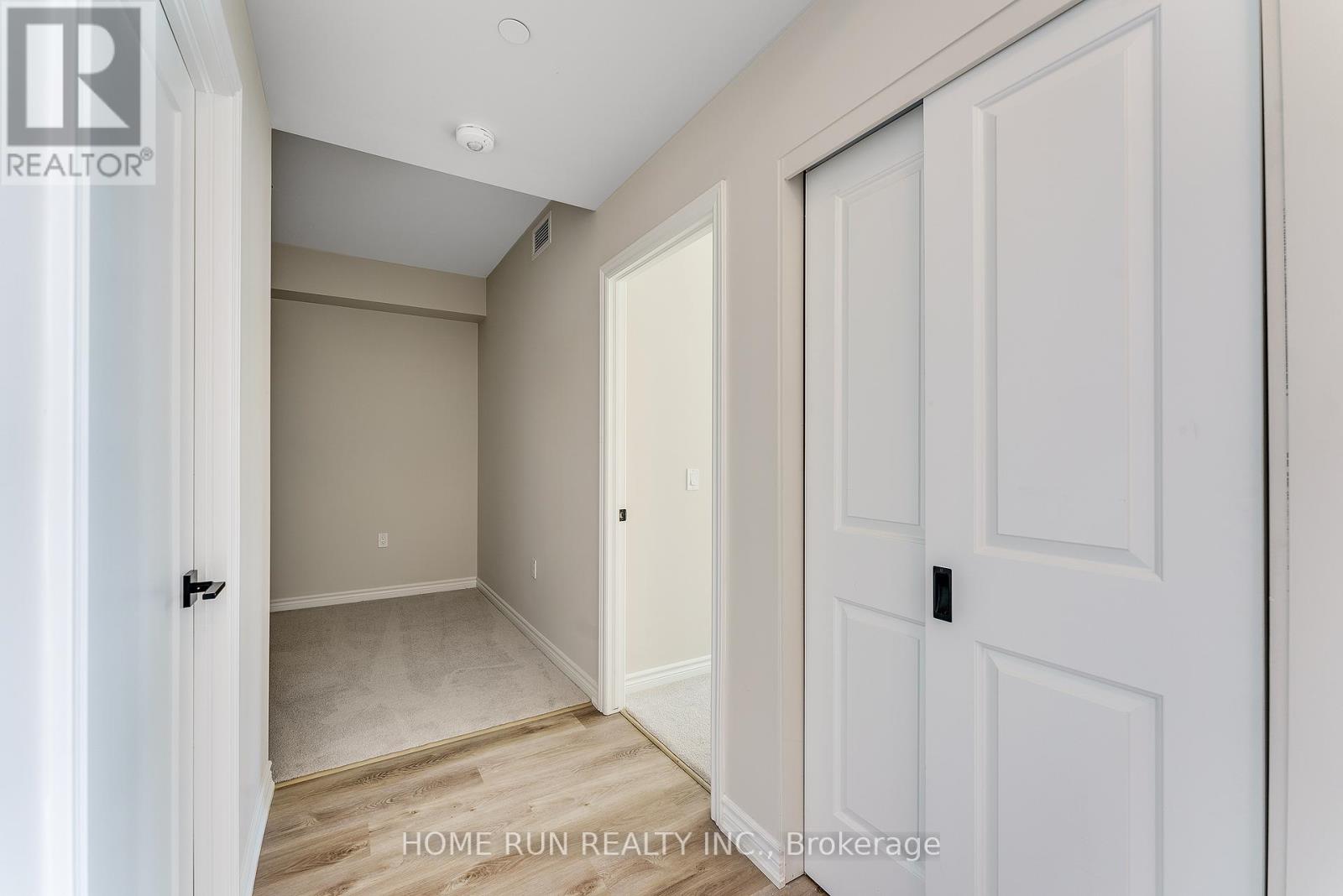 302 - 397 Codds Road, Ottawa, Ontario  K1K 5C7 - Photo 10 - X13237972