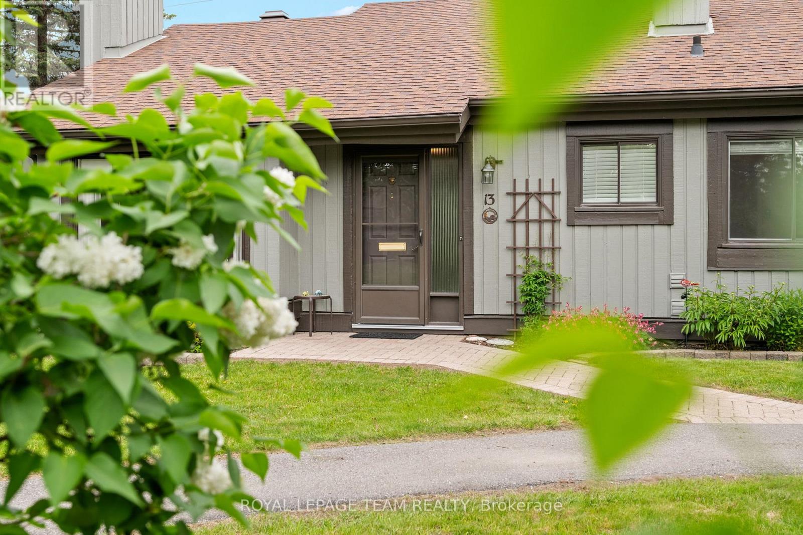 13 Arbor Ridge, Ottawa, Ontario  K2S 1B9 - Photo 5 - X13238134