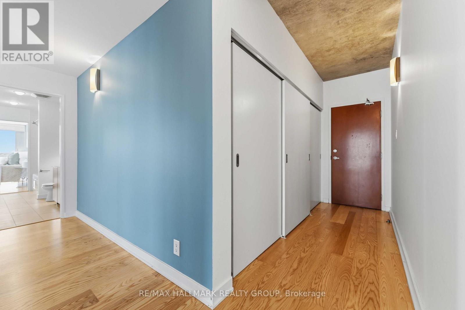 2110 - 324 Laurier Avenue W, Ottawa, Ontario  K1P 0A4 - Photo 2 - X13238494