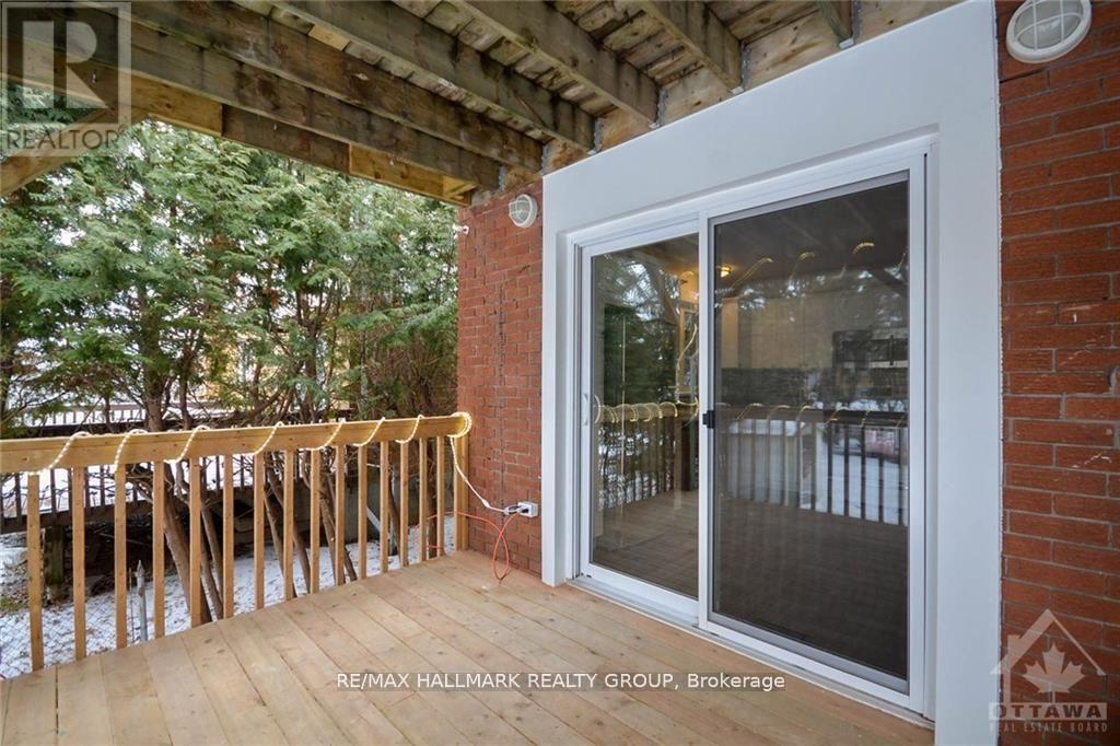 657 Golden Avenue, Ottawa, Ontario  K2A 2G3 - Photo 11 - X13238552