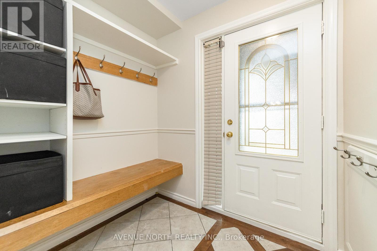 1103 Millwood Court, Ottawa, Ontario  K1C 3E9 - Photo 4 - X13238660