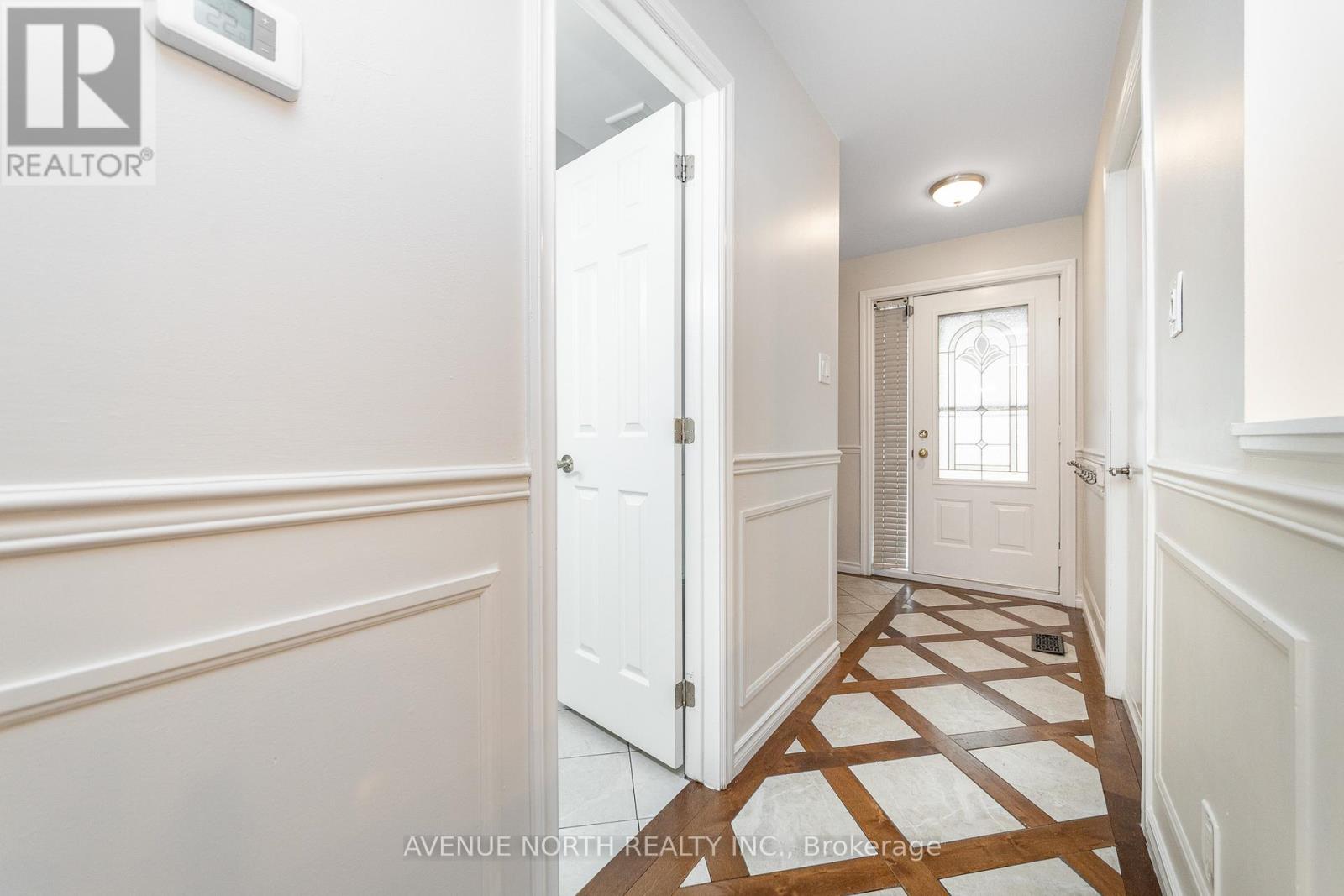 1103 Millwood Court, Ottawa, Ontario  K1C 3E9 - Photo 6 - X13238660