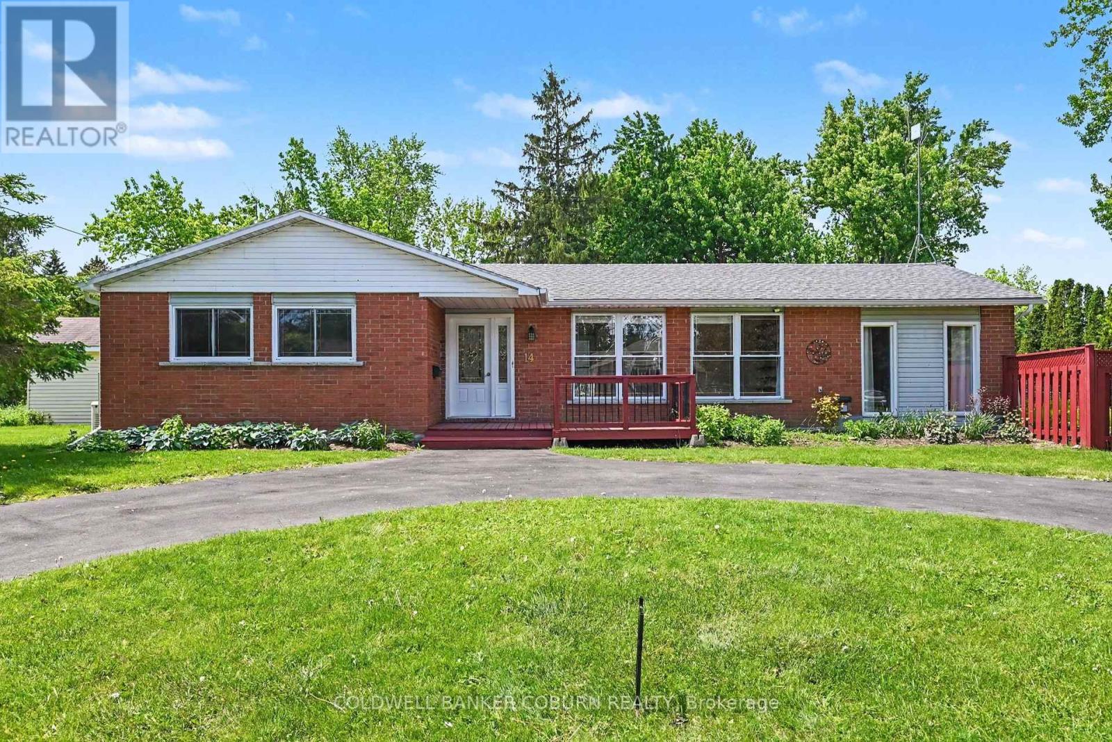 14 RIVERSIDE DRIVE, North Dundas, Ontario