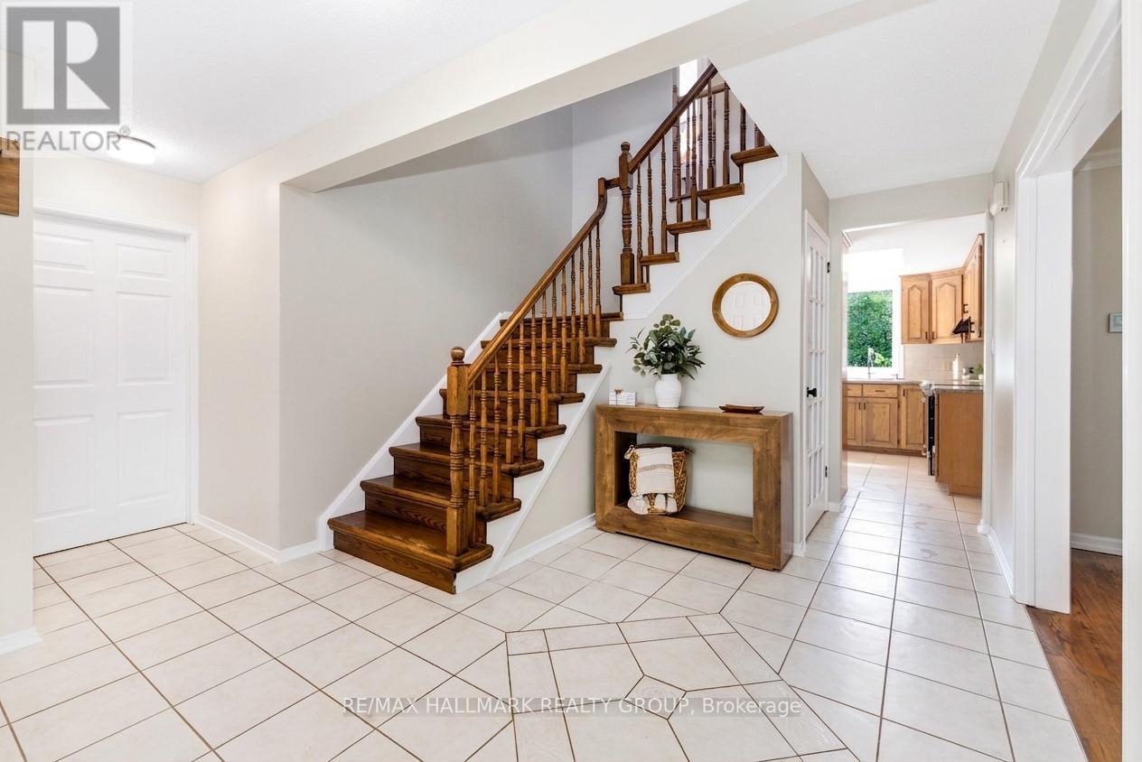 37 Stitt Street, Ottawa, Ontario  K2S 0R5 - Photo 8 - X13238868