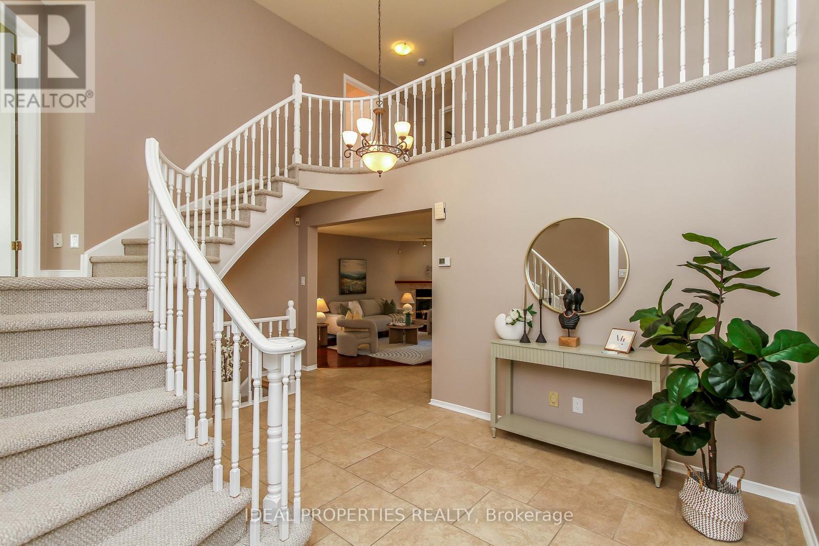 39 Huntings End Avenue, Ottawa, Ontario  K2M 1R2 - Photo 4 - X13239048