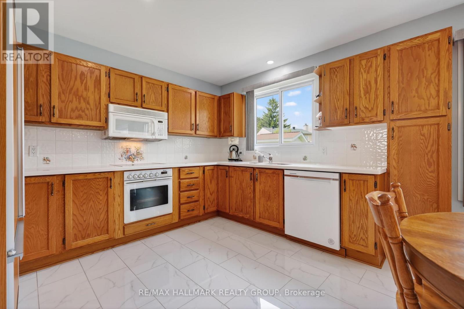 1463 Kamouraska Circle, Ottawa, Ontario  K1C 3J1 - Photo 10 - X13239054