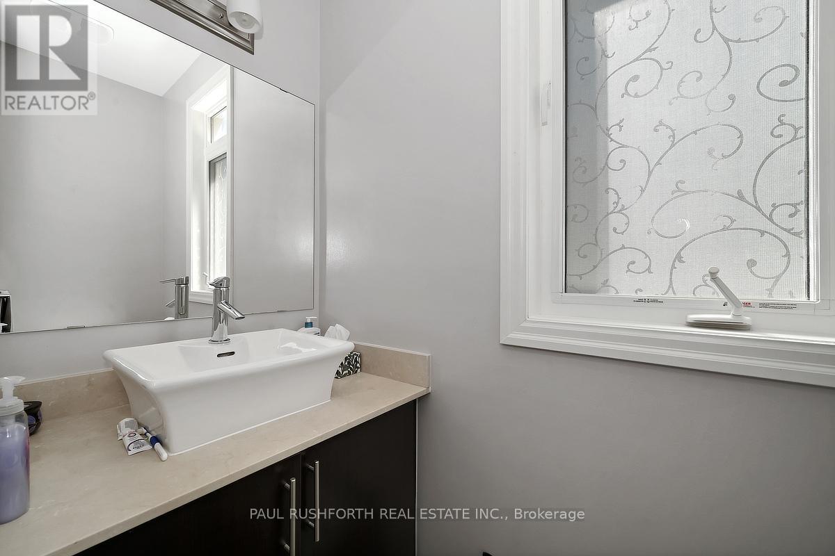 125 Overberg Way, Ottawa, Ontario  K2S 0V9 - Photo 9 - X13239256