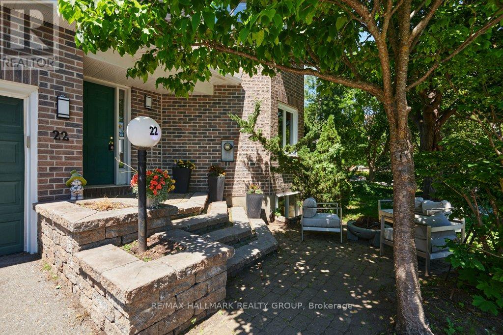 22 Terrace Drive, Ottawa, Ontario  K2H 9N2 - Photo 2 - X13239382