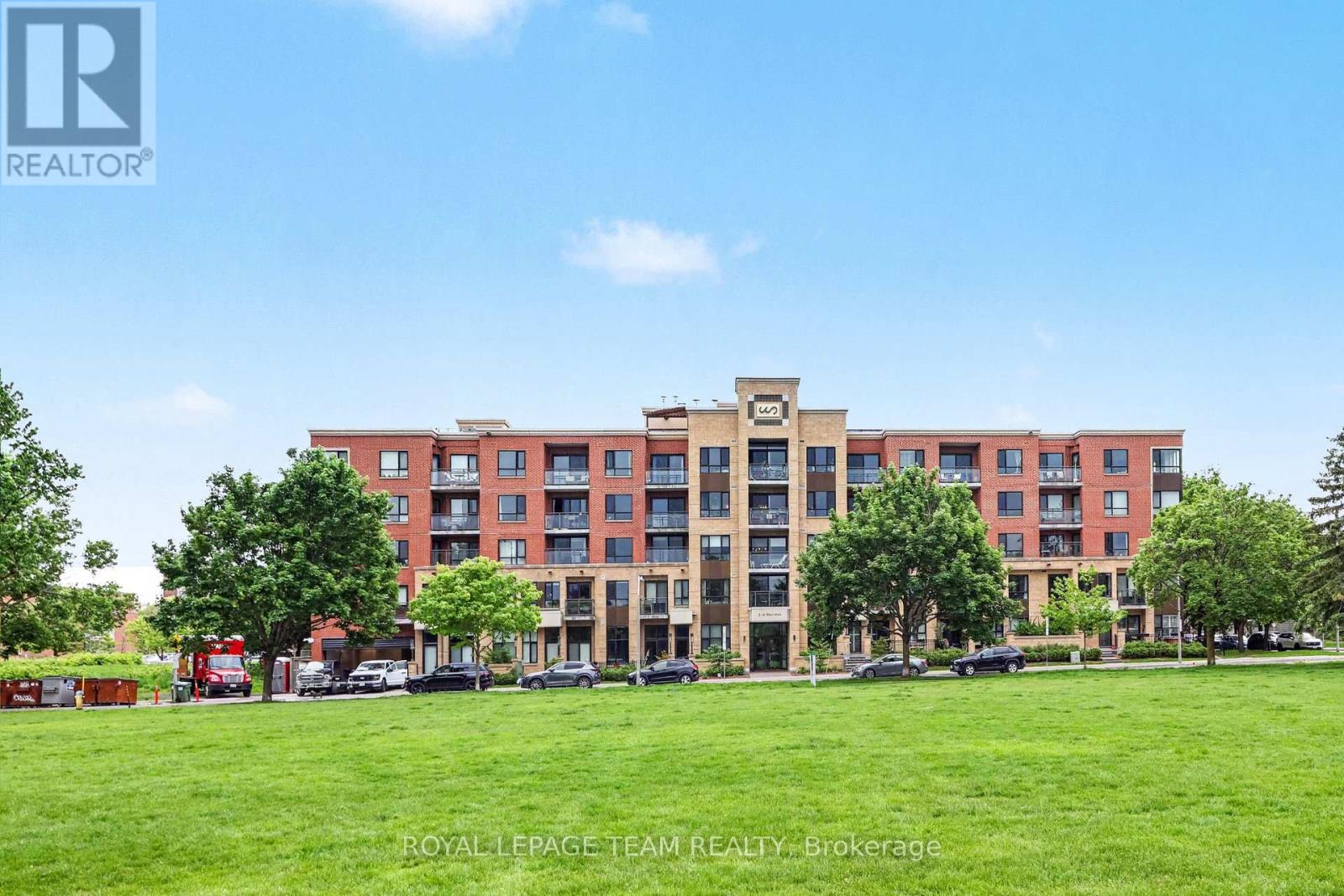 308 - 316 Bruyere Street, Ottawa, Ontario  K1N 5E7 - Photo 1 - X13239396