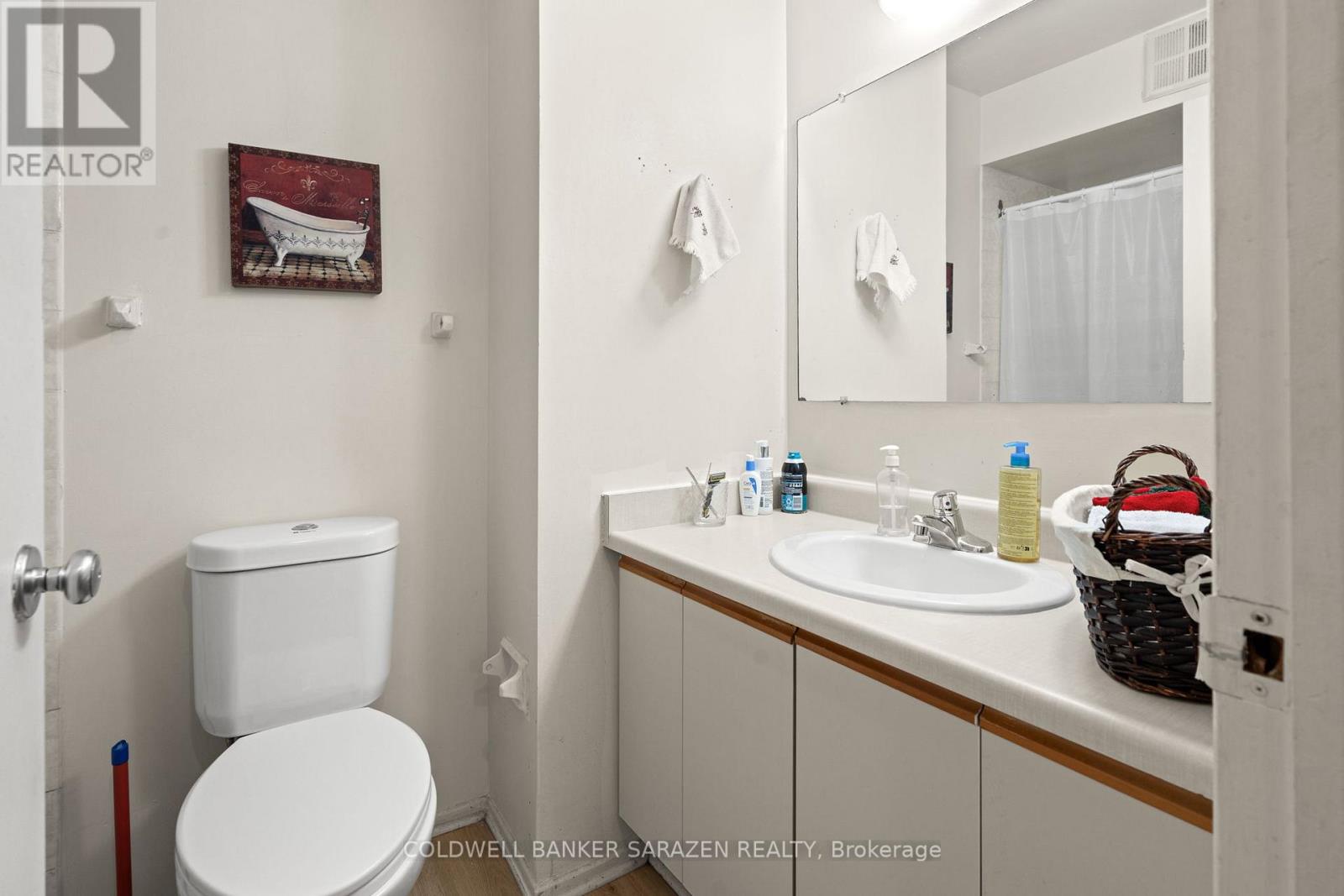 209 - 214 Viewmount Drive, Ottawa, Ontario  K2E 7X3 - Photo 8 - X13239562