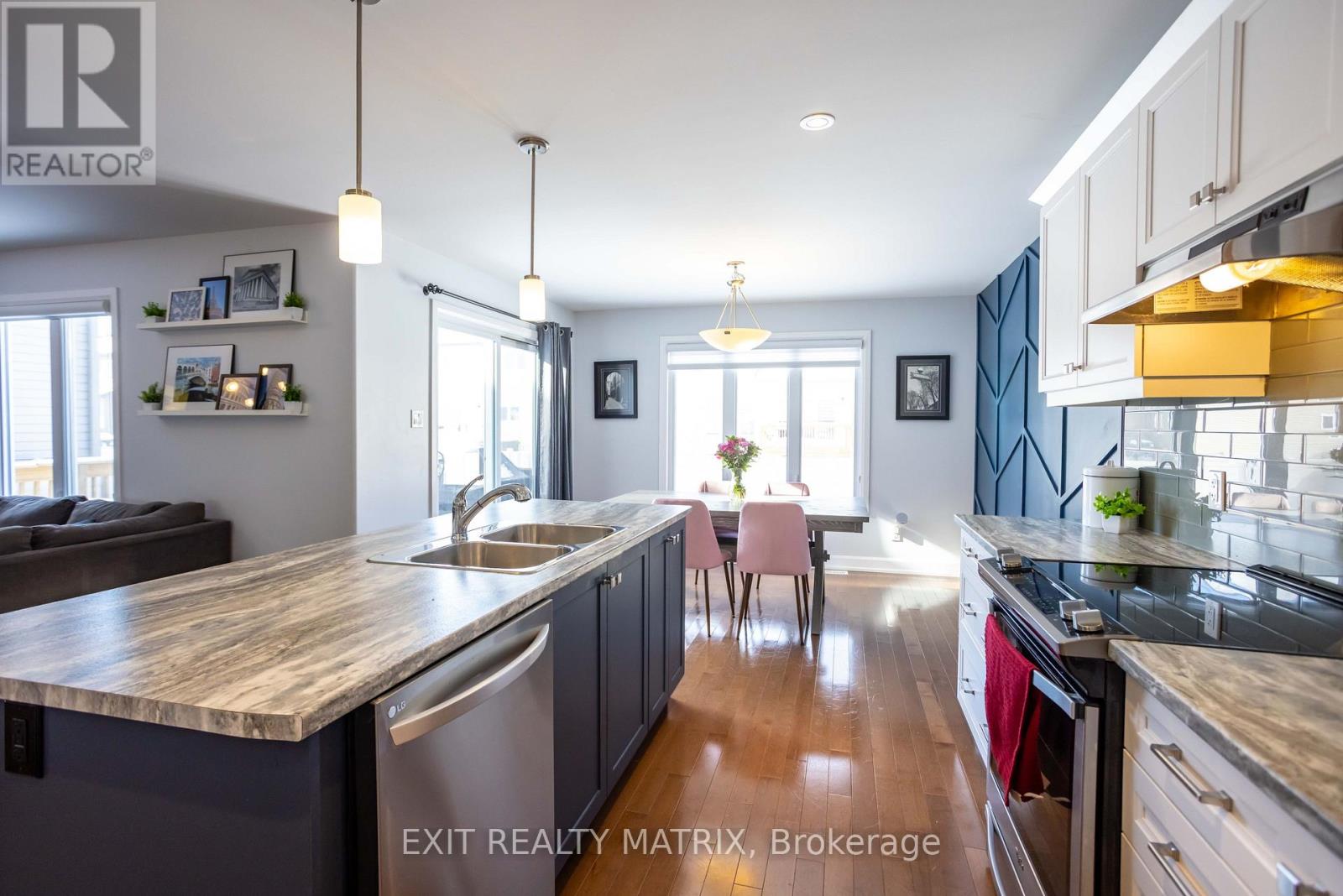 273 Central Park Boulevard, Russell, Ontario  K4R 0E9 - Photo 13 - X13239924
