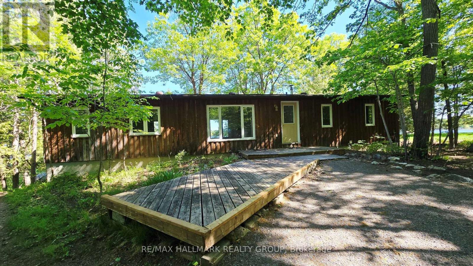 156 Dewolfe Street, Ottawa, Ontario  K7S 3G7 - Photo 1 - X13239980