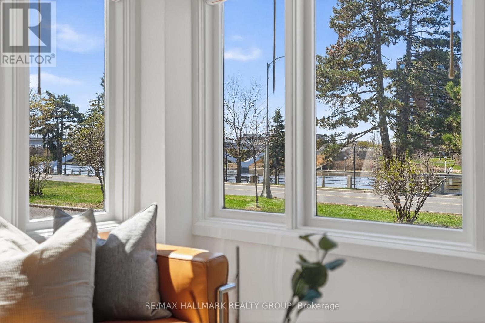 425 Echo Drive, Ottawa, Ontario  K1S 1N6 - Photo 12 - X13239988