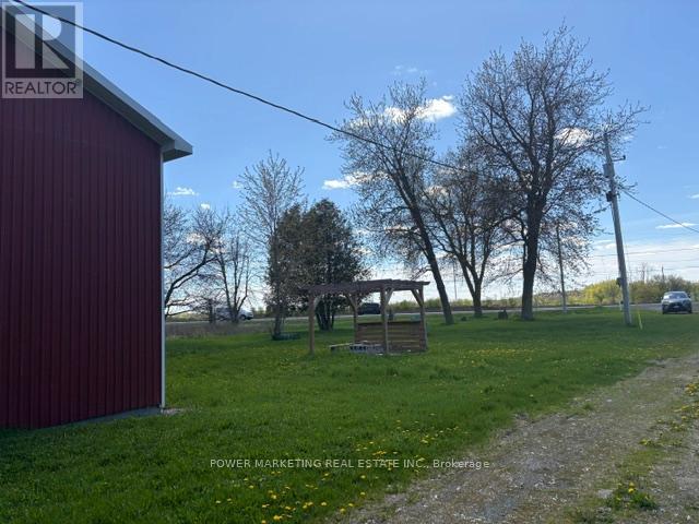 955 St Guillaume Road, Russell, Ontario  K0A 1W0 - Photo 4 - X13240022