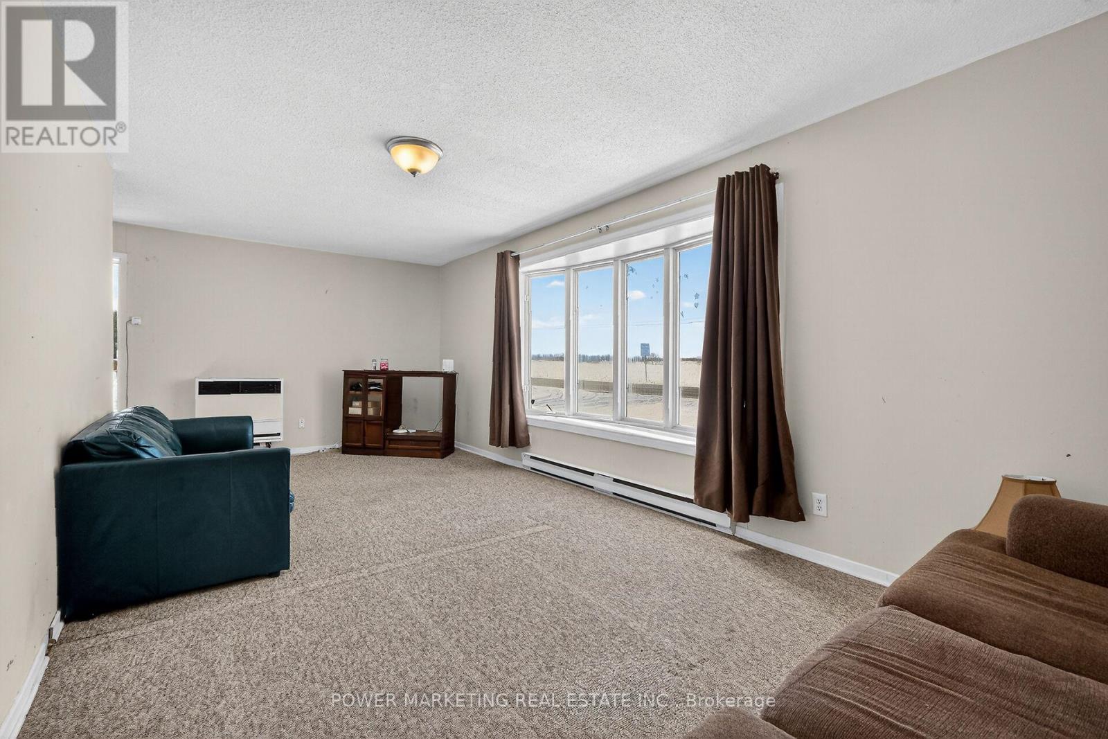 955 St Guillaume Road, Russell, Ontario  K0A 1W0 - Photo 10 - X13240026