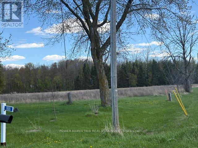 955 St Guillaume Road, Russell, Ontario  K0A 1W0 - Photo 6 - X13240026