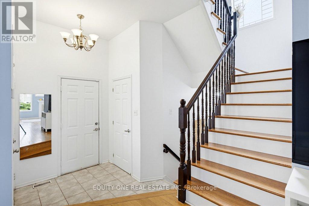 16 Grengold Way, Ottawa, Ontario  K2T 1E2 - Photo 4 - X13240120