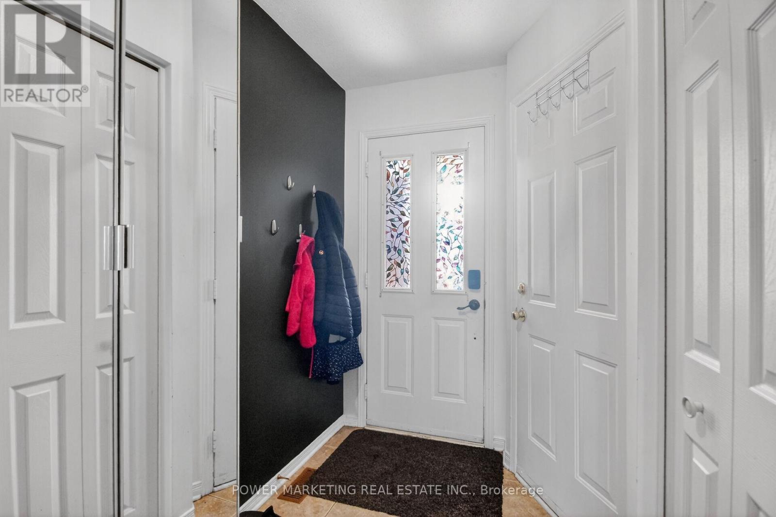 122 Scout Street, Ottawa, Ontario  K2C 4E2 - Photo 4 - X13240204