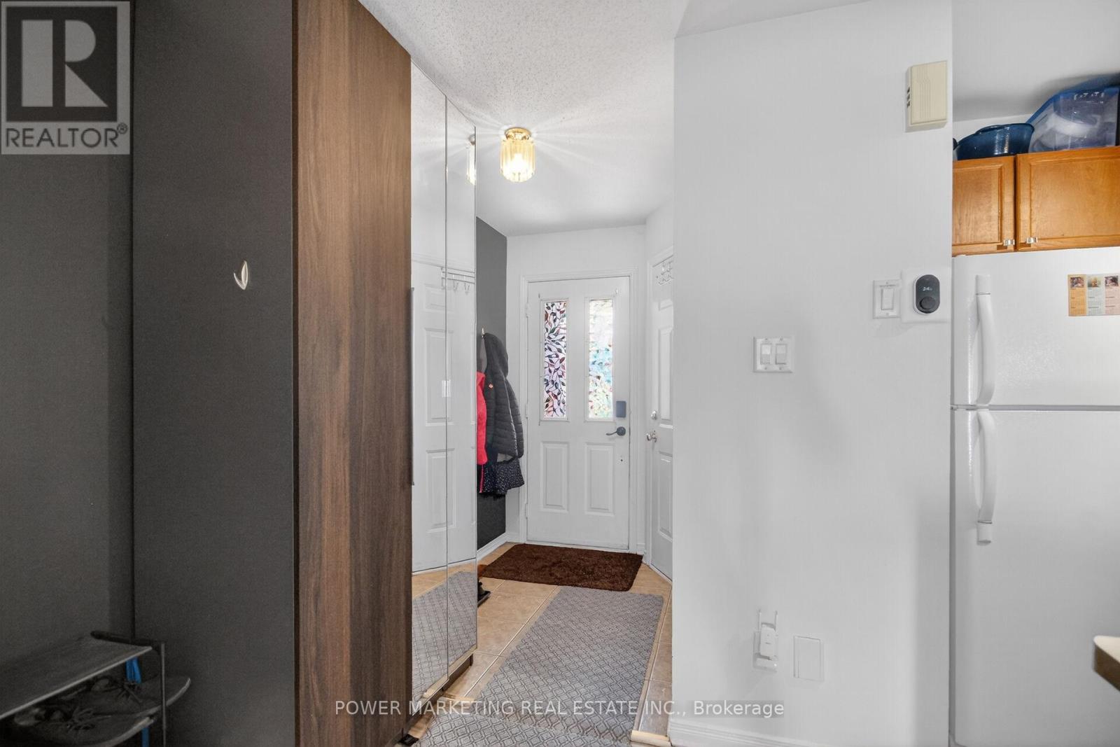 122 Scout Street, Ottawa, Ontario  K2C 4E2 - Photo 5 - X13240204