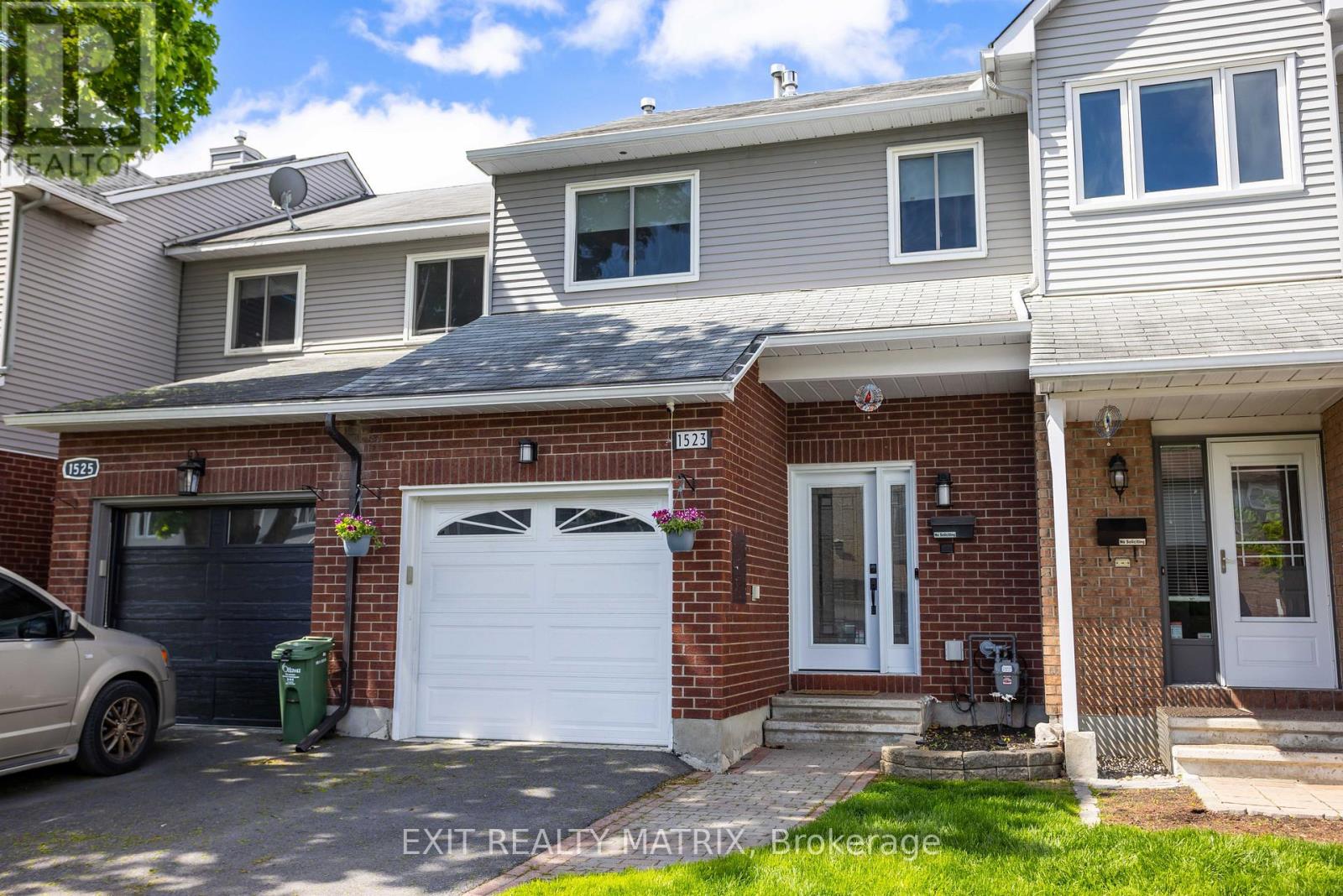1523 Briarfield Crescent, Ottawa, Ontario  K4A 1Z9 - Photo 1 - X13240320