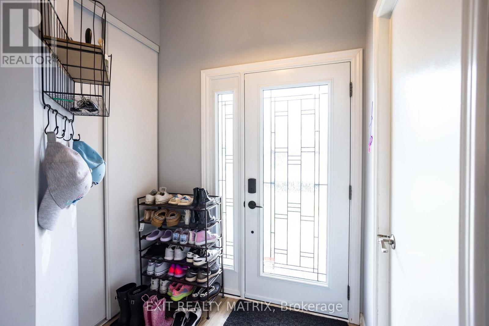 1523 Briarfield Crescent, Ottawa, Ontario  K4A 1Z9 - Photo 3 - X13240320