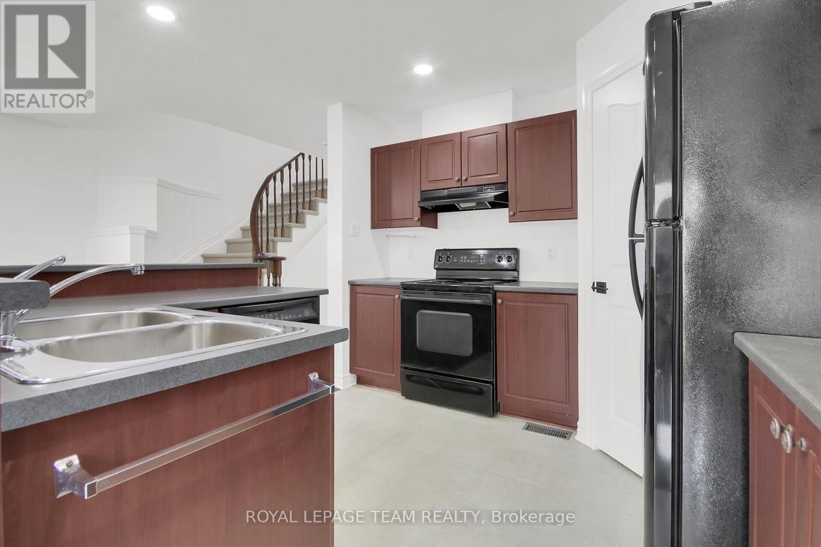 190 Saddlesmith Circle, Ottawa, Ontario  K2M 2Y6 - Photo 11 - X13240326