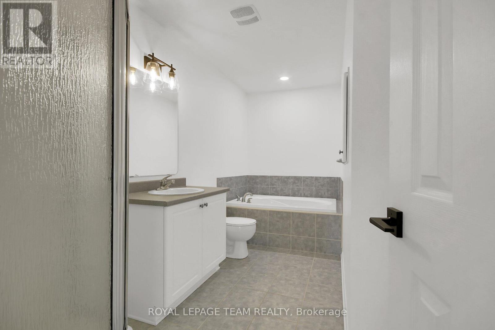 190 Saddlesmith Circle, Ottawa, Ontario  K2M 2Y6 - Photo 19 - X13240326