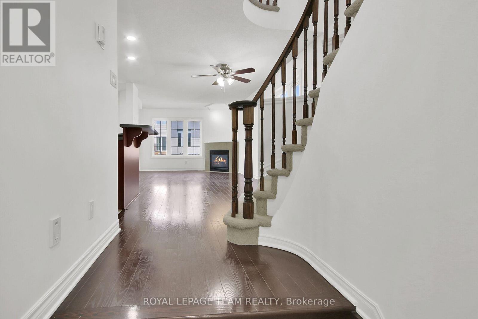 190 Saddlesmith Circle, Ottawa, Ontario  K2M 2Y6 - Photo 4 - X13240326