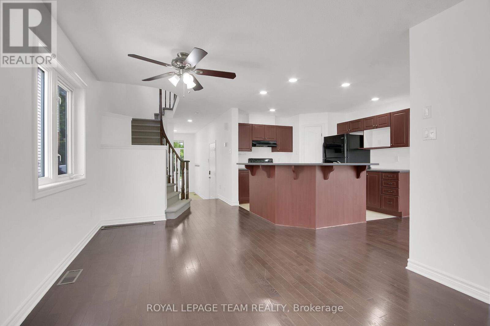 190 Saddlesmith Circle, Ottawa, Ontario  K2M 2Y6 - Photo 9 - X13240326